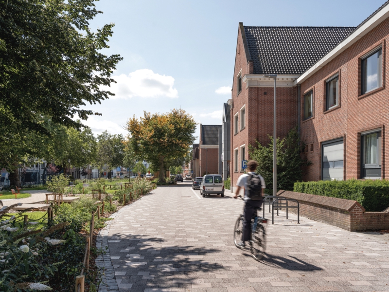 Cementvrije bestrating Groeningepark Kortrijk