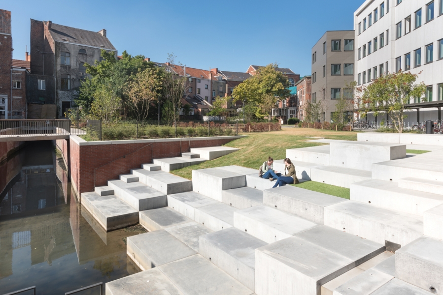 Binnentuin studentenresidentie Rega KU Leuven