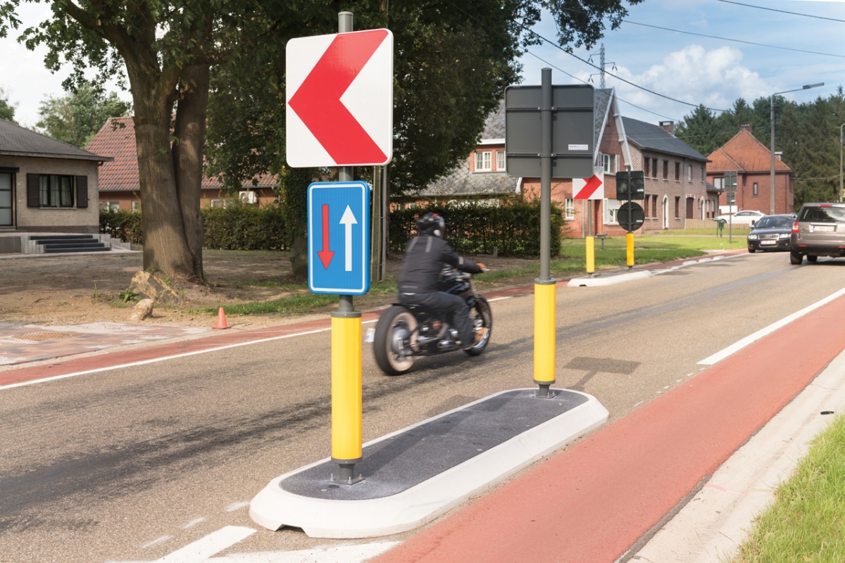 Wegversmalling M. Scheperslaan Heusden-Zolder