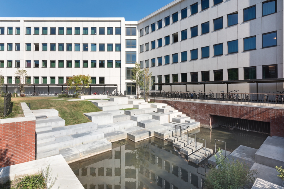 Binnentuin studentenresidentie Rega KU Leuven