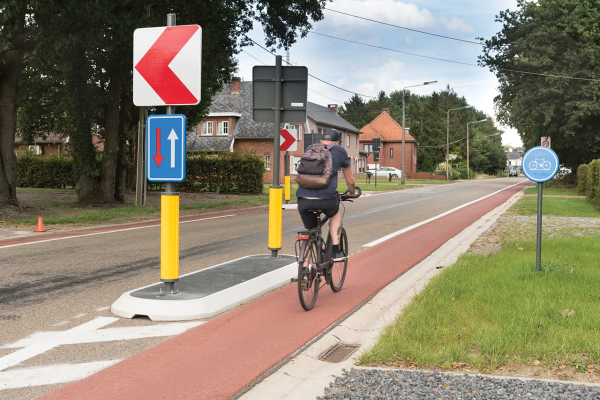 Wegversmalling M. Scheperslaan Heusden-Zolder